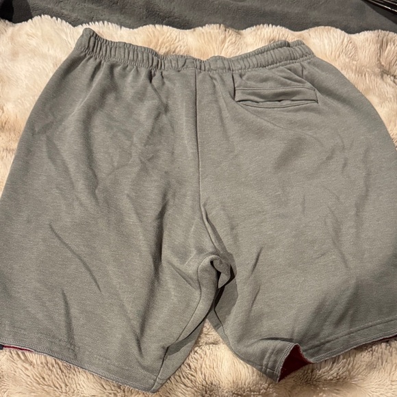 Nike Boston Red Soxs Men's Gray and Red Athletic Shorts - Picture 5 of 5